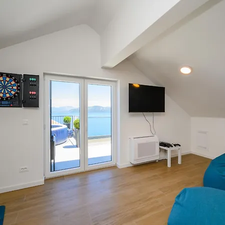 Hébergement de vacances Zvonimir By Interhome Sreser